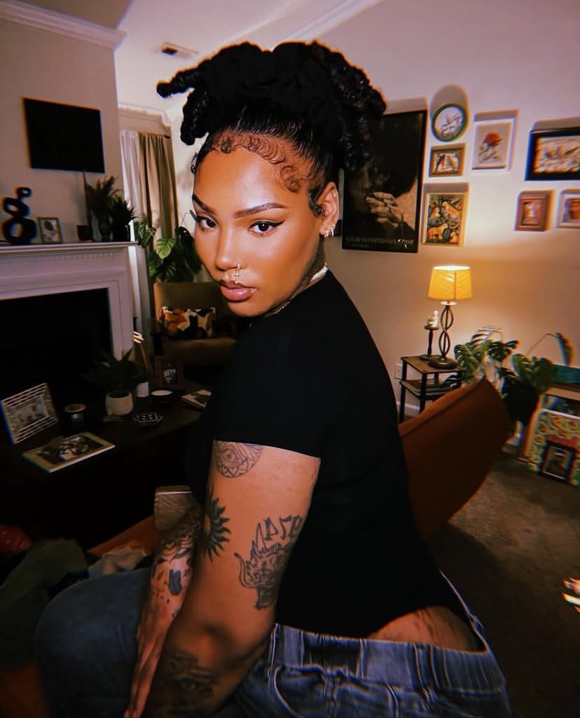 CajunKing2's tweet photo. Good Morning Kings and Queens,
#melaninlockings #loccommunity #menwithlocs #blackkings #blackqueens #womenwithlocs #melaninlocqueens #blackisbeautiful #blackisroyalty #blackwomen #blackmen https://t.co/jeaz82fdqZ