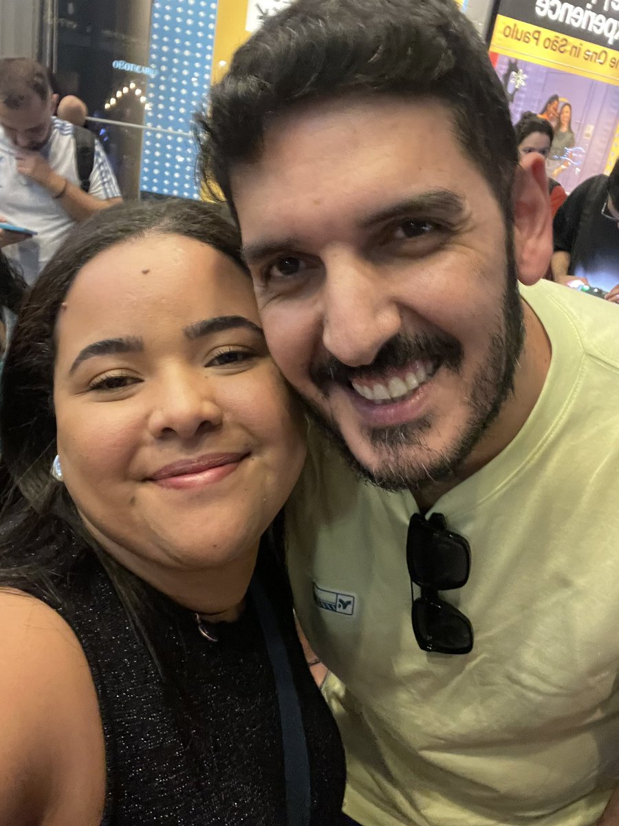 Dia maravilhoso e ficou melhor ainda ter conhecido vocês 🥺❤️ <a href="/Lleoandradee/">Léo Andrade</a> <a href="/perfildojunior/">Junior</a>