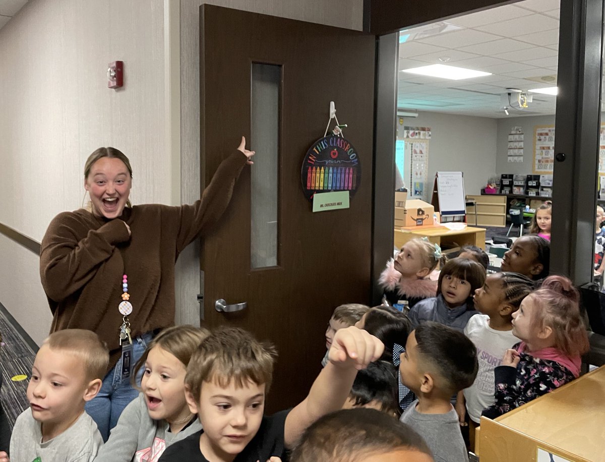 Mrs. Arthur tweet media