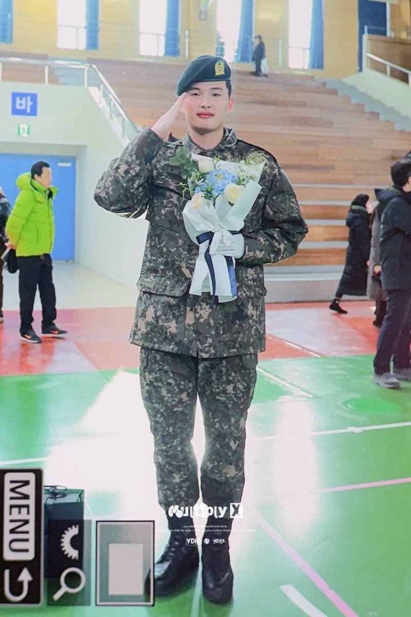 multiply_dh's tweet photo. 241219 #윤동희 🫡 https://t.co/q9EHBc1Zso