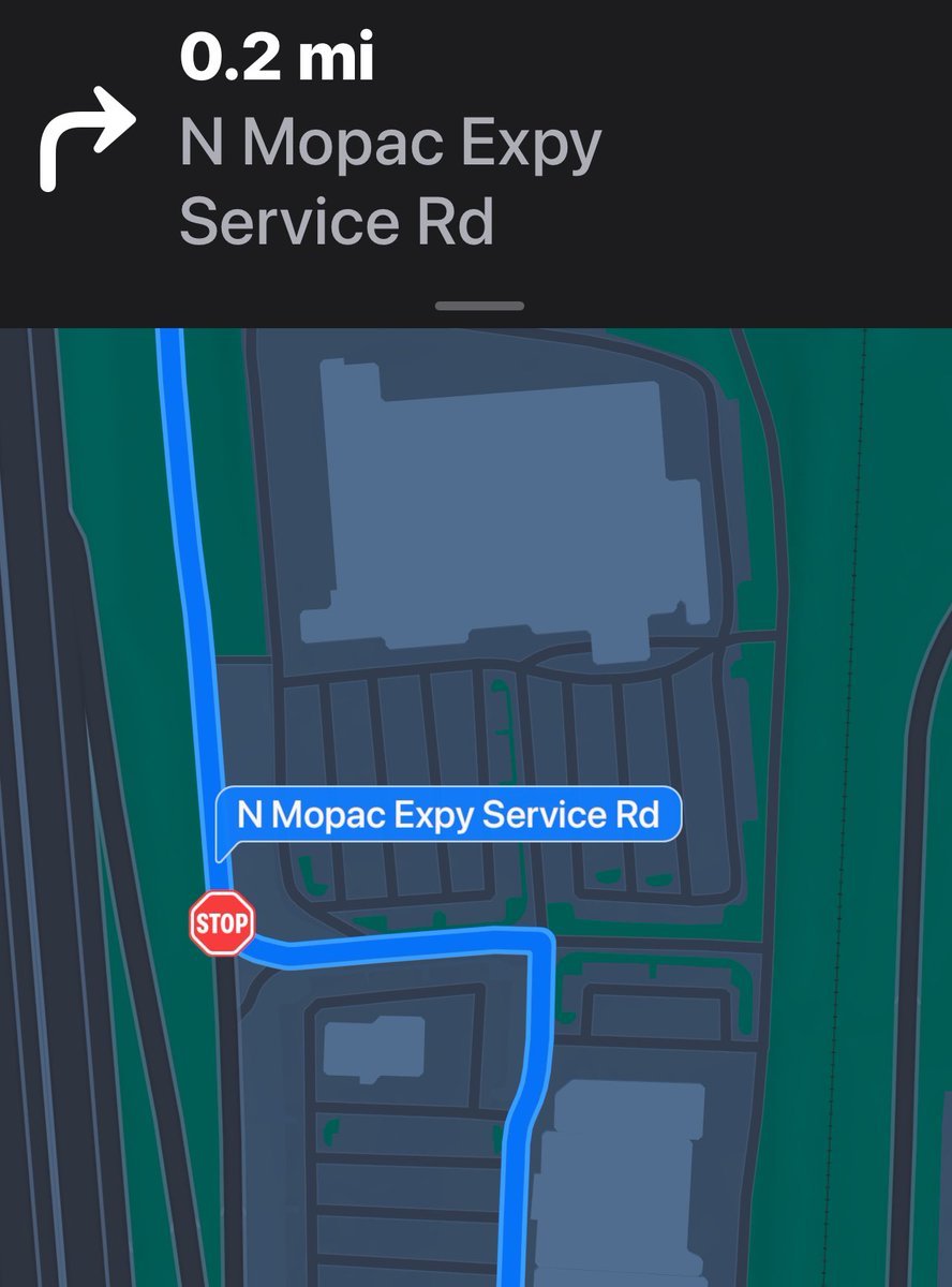 AlmostPotential's tweet photo. The new 18.2 Apple Maps is unusable. They have screwed this thing up so bad.. 

Im in Austin for work and needed it.

1. It missed a stop sign 
2. The map line was telling me to go left 
3. Arrow Directions are saying next turn is the right as you can see. https://t.co/wJ4wFhFZB4