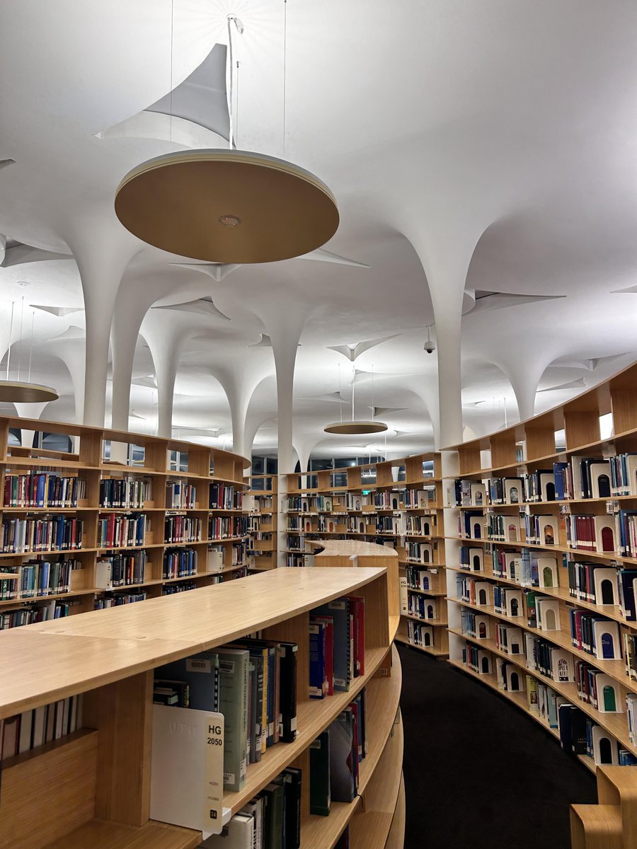 異なるバックグラウンドを持つ女性たちとの出会いが、新たな視点をもたらす。#多様性の尊重