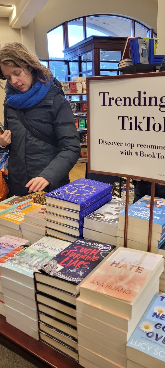 ohegarty's tweet photo. Spotted in the wild. #booktok #hashtagssuck https://t.co/bPAo8H84IN