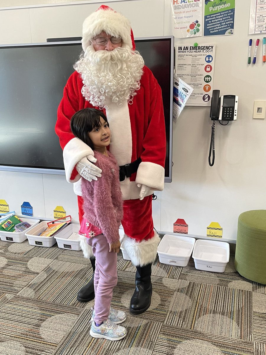 Santa might live in the North Pole but he made a very special trip to <a href="/NetZeroLee/">Richard J. Lee Elementary</a>. Thank you for taking the time out of your busy schedule to visit us today.  🎅🎄