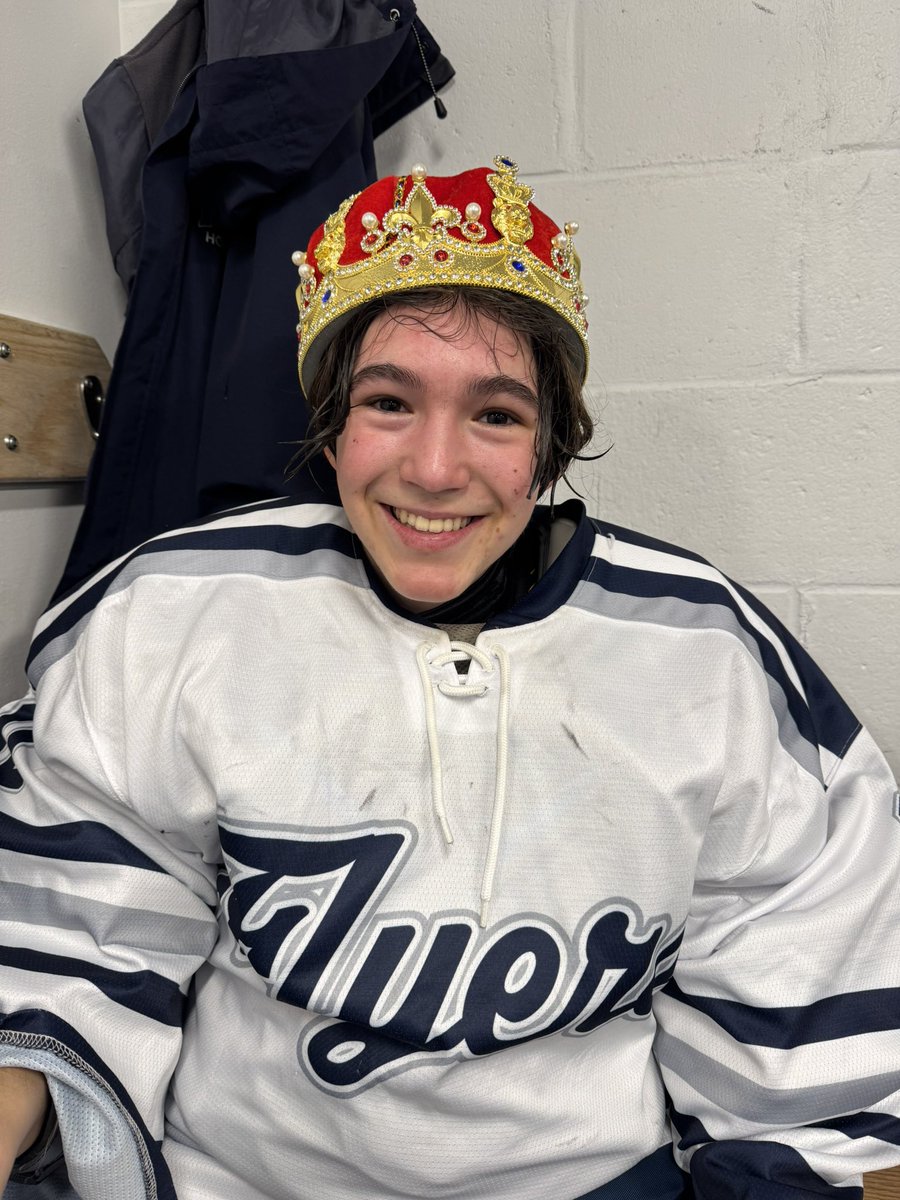 ☹️

🚨Laprel
🍏 Levey
🍏Park

🥅 E. Yale with 30 saves and POG 👑