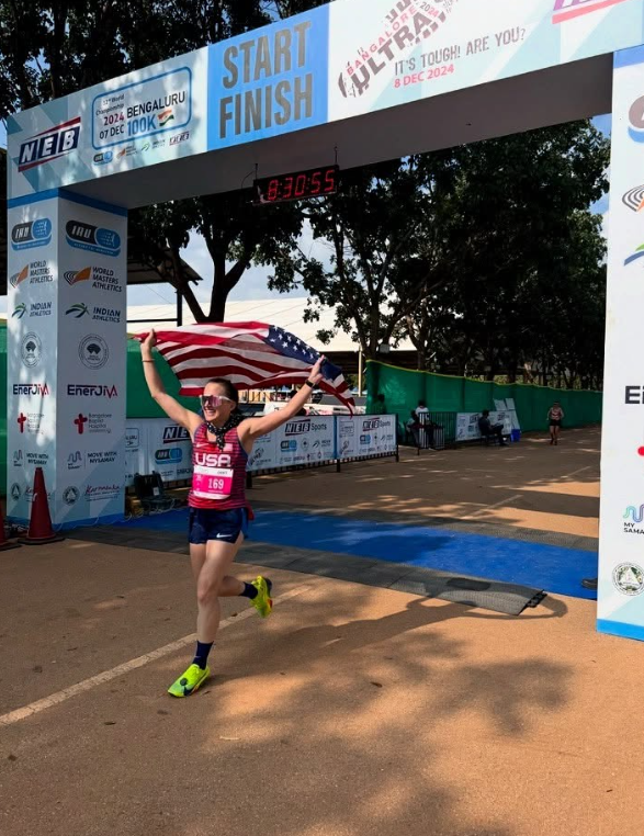 TrinityUAlumni's tweet image. Earlier this month, Elizabeth Eder Northern ’09 represented the United States of America at the International Association of Ultrarunners (IAU) 100K World Championships in India. She helped Team USA Women finish third overall! #TigerPride #TrinityUAlumni