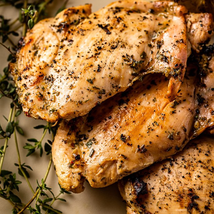 Grilled Chicken Thighs
Full Recipe: durl.ca/0oIrg