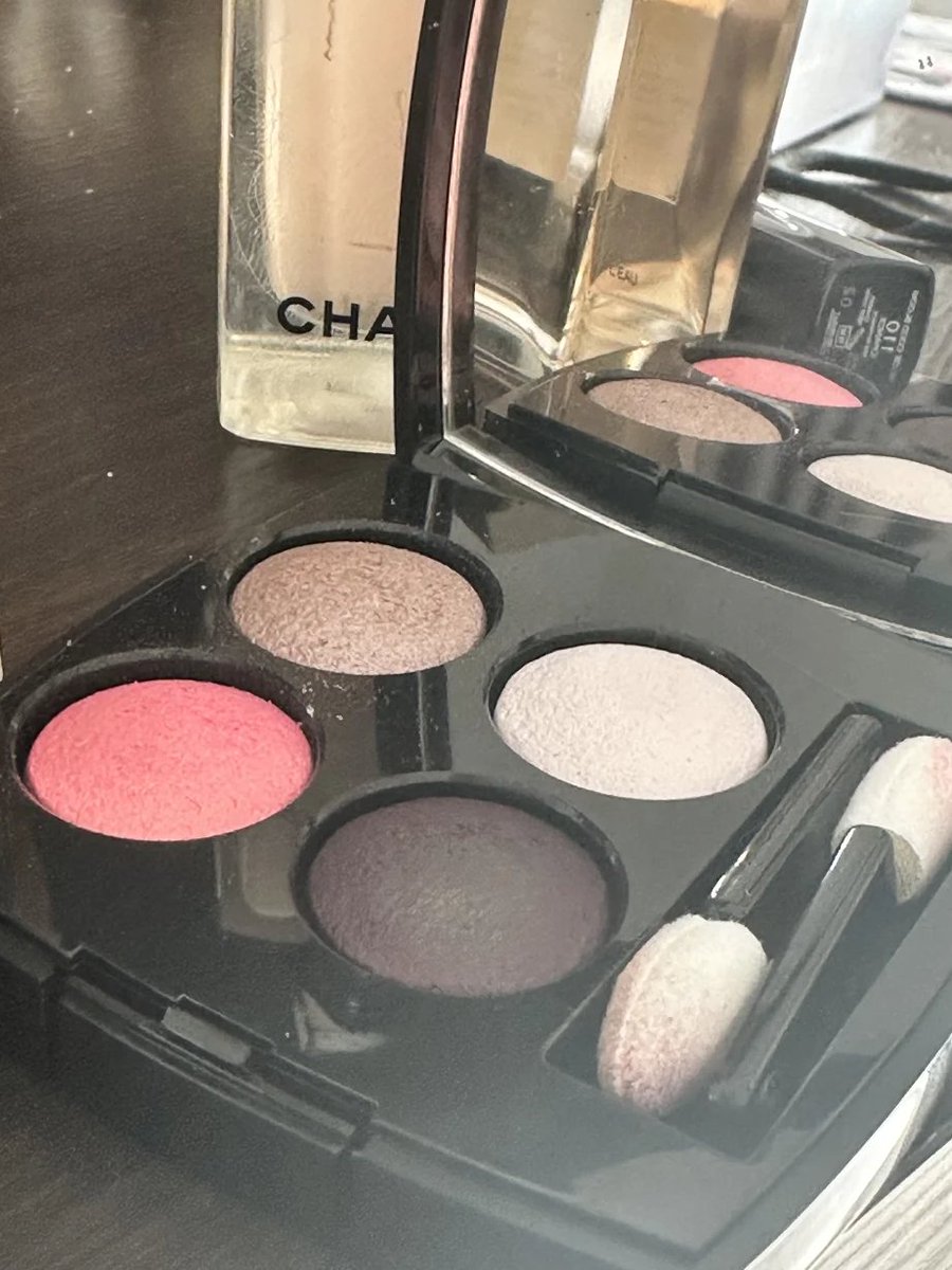 Adorachen36's tweet image. I think this foundation is very good