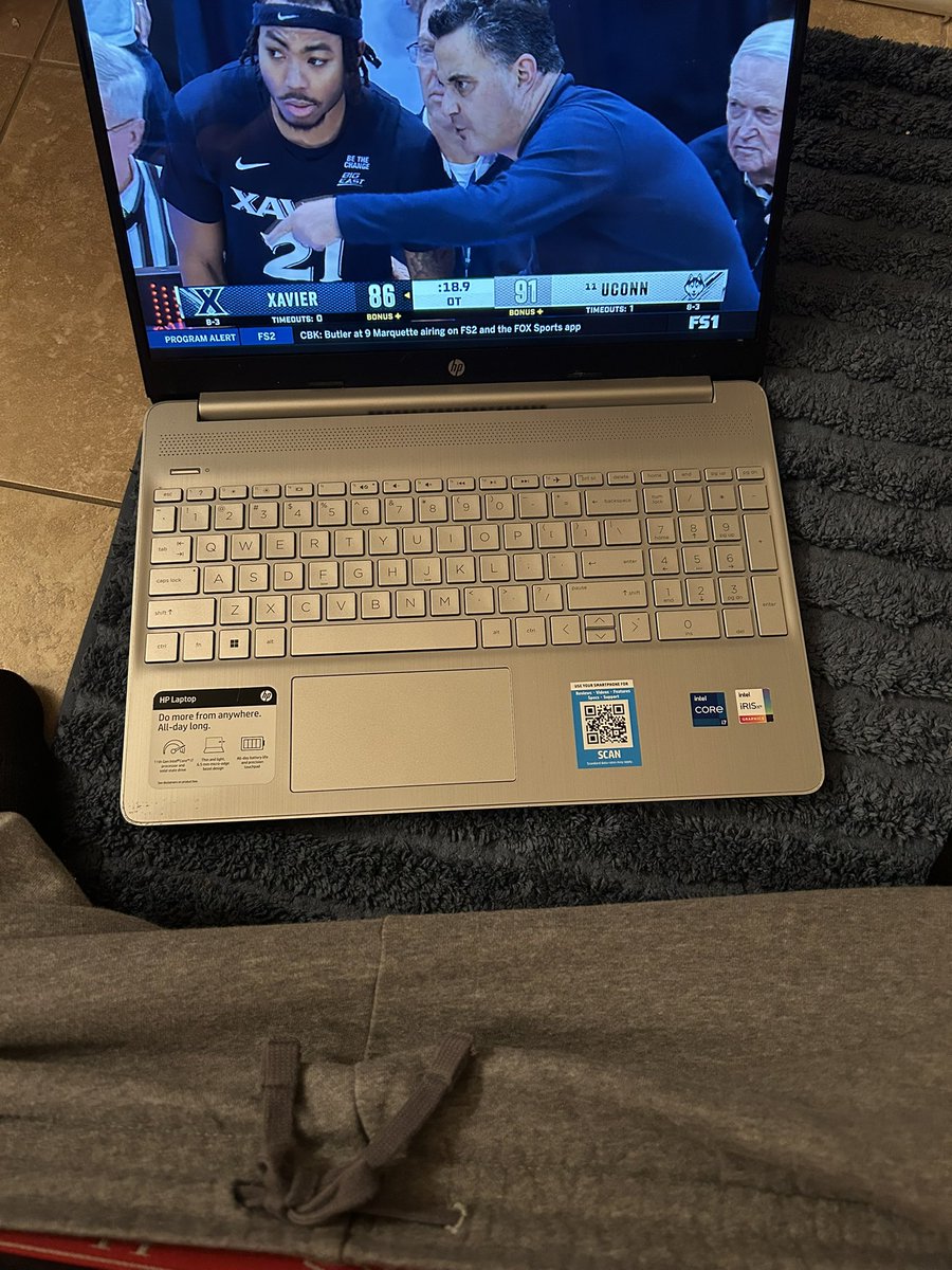 bell_josep53794's tweet photo. Gotta make sure my -3.5 live bet covers no matter what #runeverywhere https://t.co/jzdt9jcC0R