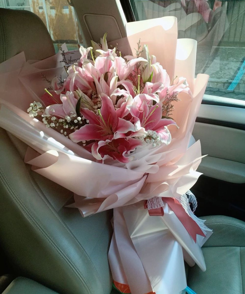 Lilies bouquet