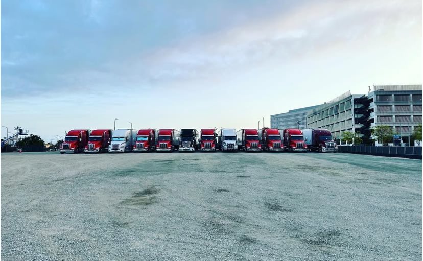 CYPHERS_DDAENG3's tweet photo. upstaging_ inc ig post back in May 18 , 2023 during yoongi DDAY Tour in US!Upstaging is the logistics company for his entire US TOUR.  Wow total 12 trucks for. 😮 🛻 

“Very proud to have been out with the sensation that is Suga's first solo US tour apart from BTS.A story wrapped up in a tour, you're faced with existential questions along side of a rap and pop music spectacle.” 

#D_DAY #D_DAY_TOUR
#AgustD #SUGA #민윤기 #슈가