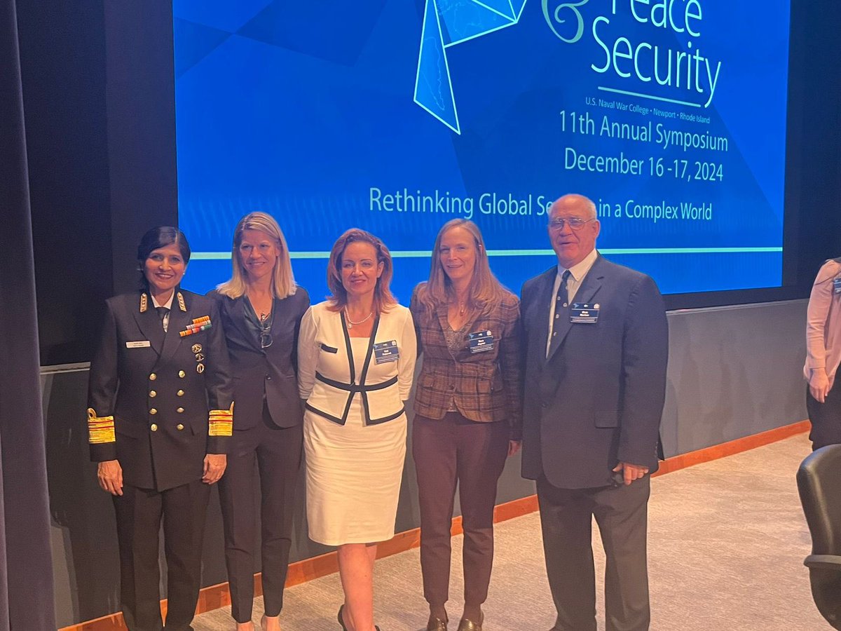 Ministry of Defence, Government of India (@spokespersonmod) on Twitter photo .<a href="/dgafms_mod/">DGAFMS-MoD</a> Surg Vice Adm Arti Sarin attended the 'Women, Peace and Security Symposium' hosted by United States <a href="/NavalWarCollege/">U.S. Naval War College</a>, Rhodes Island, on 16-17 Dec 2024 and chaired a panel discussion on women in #Leadership. She elucidated on challenges and opportunities for women in .<a href="/dgafms_mod/">DGAFMS-MoD</a> Surg Vice Adm Arti Sarin attended the 'Women, Peace and Security Symposium' hosted by United States <a href="/NavalWarCollege/">U.S. Naval War College</a>, Rhodes Island, on 16-17 Dec 2024 and chaired a panel discussion on women in #Leadership. She elucidated on challenges and opportunities for women in