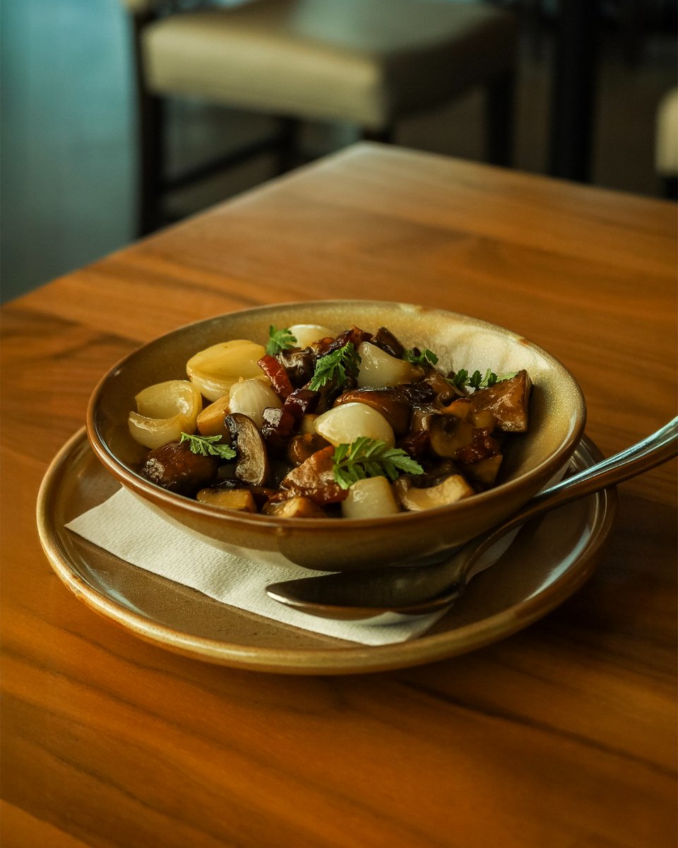 Redstone Winery tweet media