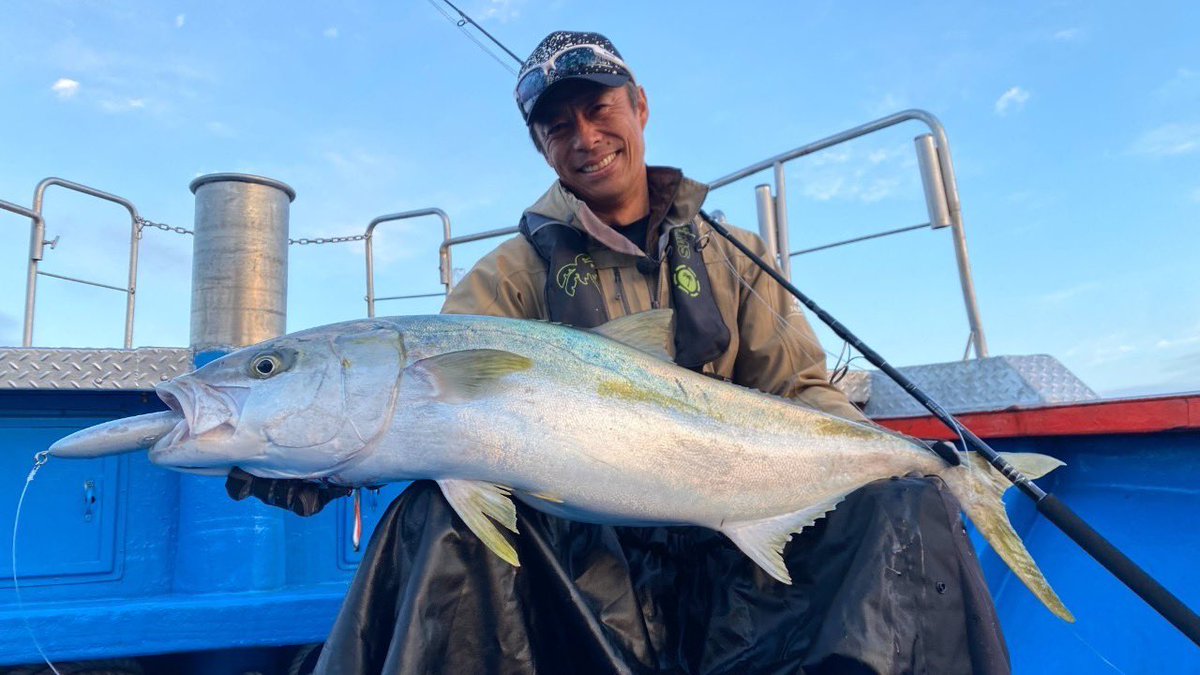 palms_global's tweet photo. Kingfish with Prototype Lure in Jeju, Korea🇰🇷
Rod: Sea Rapture
Lure: Prototype
#palmsfishing #kingfish #hiramasa #kingie #kingy #hiramasakingfish @palms_japan https://t.co/YJ33ExUvCr