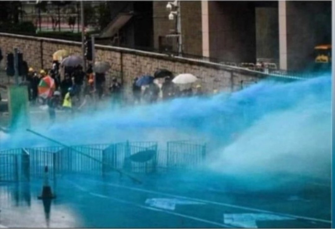 This is how they handled rioters in Hong Kong. They sprayed them with this blue dye so they could identify the trouble makers later.  👀
Should we do this in the U.S.? 🤔