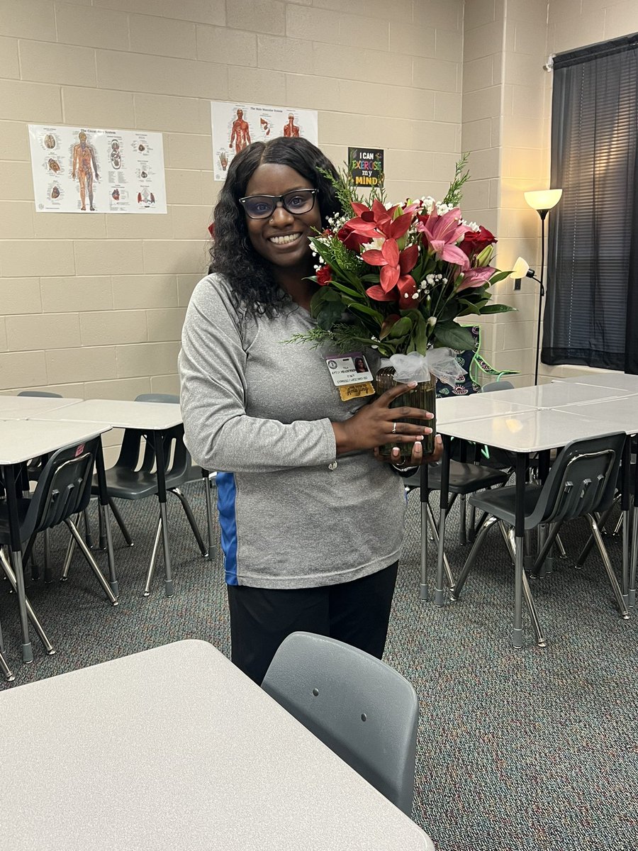 Cy Lakes HS tweet media