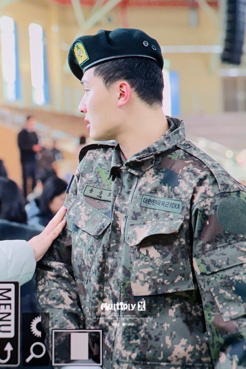 multiply_dh's tweet photo. 아버님의 손길 ༼;´༎ຶ ۝ ༎ຶ༽ https://t.co/ixbdAbNBvY
