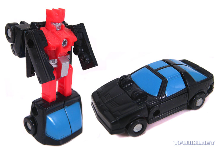 Mohawk_DaMofo's tweet photo. FYI Landshaker is inspired by HFTD Breacher and Gunrunner's Micromaster Vehicle/Groundshaker's ATV
Gunrunner's original toy is a redeco of the Race Car Patrol Micromaster Roadhandler
#Transformers #ใใฉใณในใใฉใผใใผ #Autobot #Micromaster #Digibash #Maccadam https://t.co/0t7NplLxSL