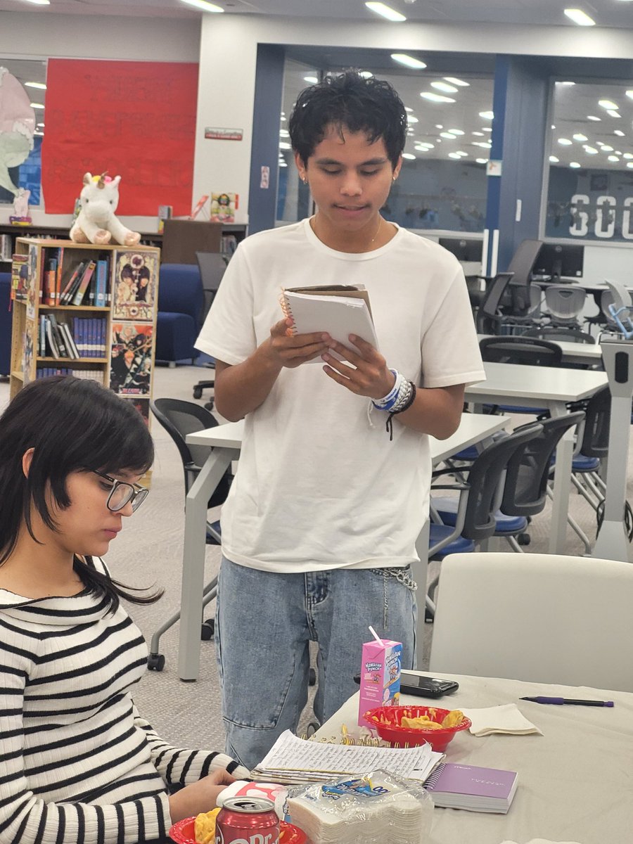 Michelle Saenz tweet media