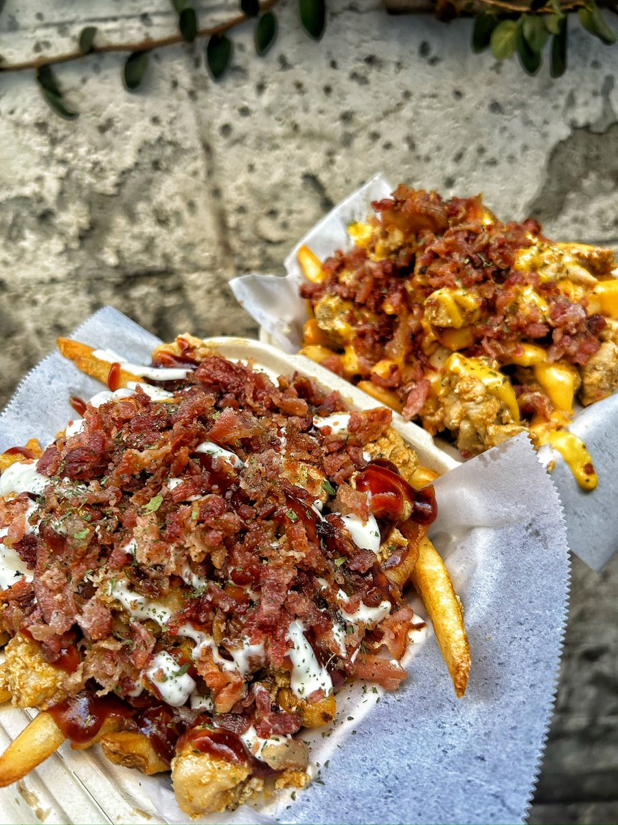 Have y’all tried our BBQ bacon ranch chicken fries &amp; chicken bacon parm if not pull up to your local Mr Fries Man!!!