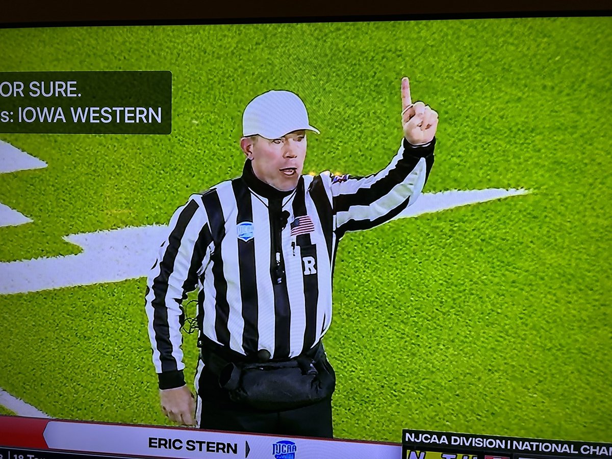 Pretty cool to get to watch my hubs work the NJCCA Championship. He loves officiating and has worked hard to get to this level so quickly. And the game/talent is really good, so bonus for me!