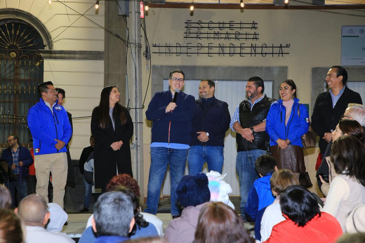 Un gusto poder asistir a la posada con nuestros militantes del PAN en Benito Juárez, en el corazón del panismo de la Ciudad, acompañados de nuestra Presidenta del PAN CDMX <a href="/luisag_urena/">Luisa Gutierrez Ureña</a>. Vamos a celebrar juntos. 
¡Felices fiestas a todos! 🎄💫