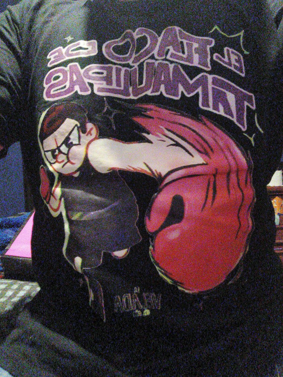 BittorPlay's tweet photo. #integracionZaza, Así es tilín, soy del club de los humbertos, hace años que te topo, no se si recuerdes pero con mi esposa (@LauraGa46115843) te dimos los calcetines que enseñaste en stream, desafortunadamente no lo vimos, pero aquí andamos esperando que nos des aguinaldo. https://t.co/75cZUlgi6D