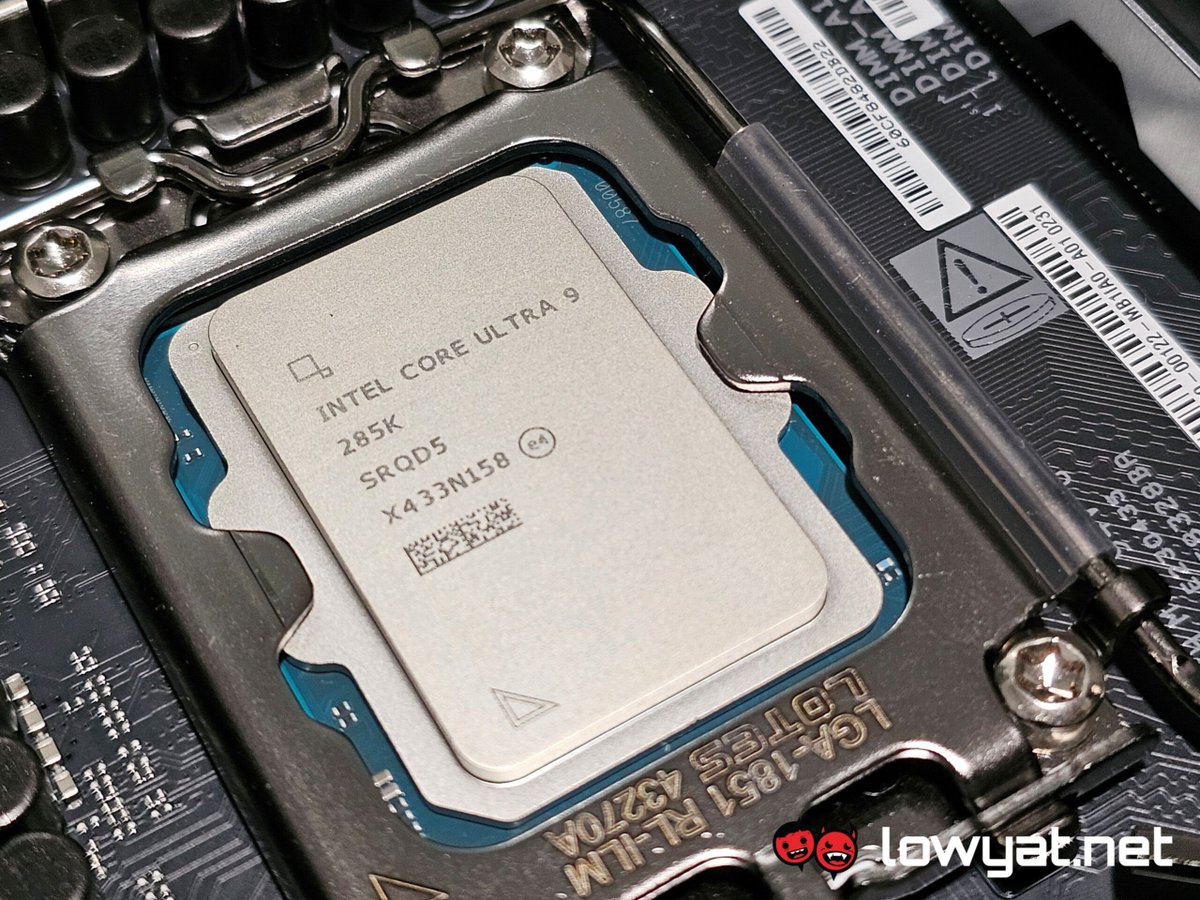 LowyatNET's tweet photo. #Intel Gives Field Update On #CoreUltra200S Series Performance Issues
https://t.co/wvviRjrvqp https://t.co/Qo7XEKhwqr