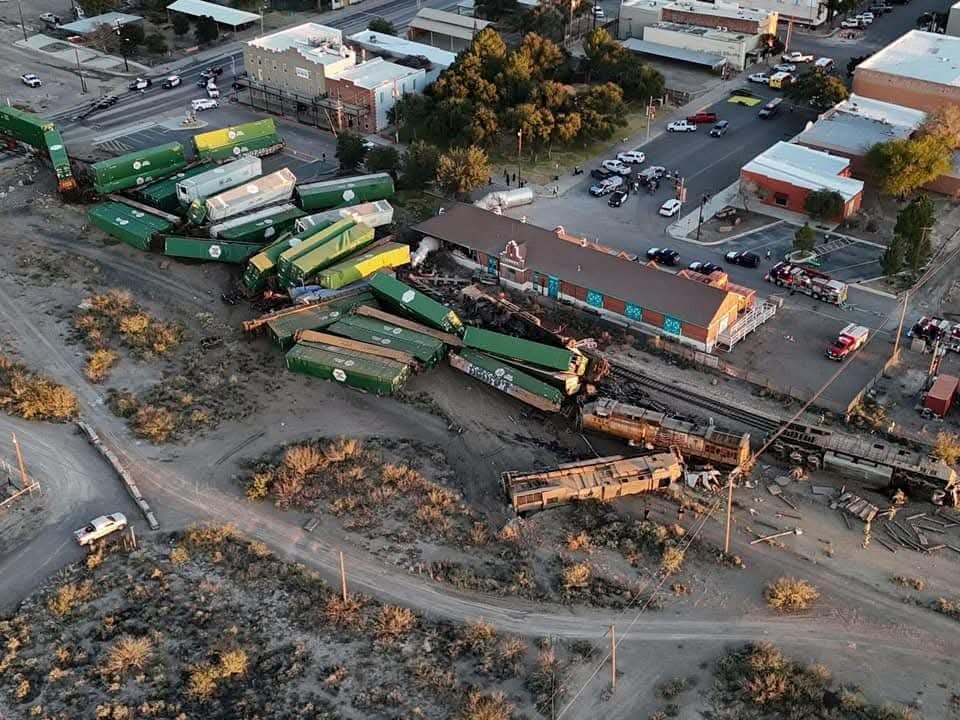SafeRailroadKS's tweet photo. Unbelievable destruction. Senseless #ksleg #railsafetynow https://t.co/Ik5riCAvRM