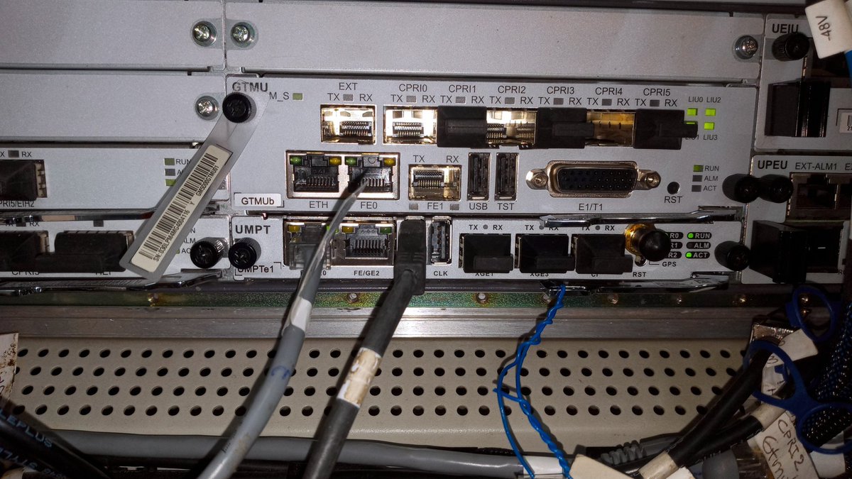 ArandaYoandris's tweet image. 🆗#DBS3900_LIMONAR

#UpgradeHardware
#UpgradeSoftware
#MejoramientoDeLaRedCelular
#CSGT_DTGT
#EtecsaEsDelPueblo
#30AñosContigo