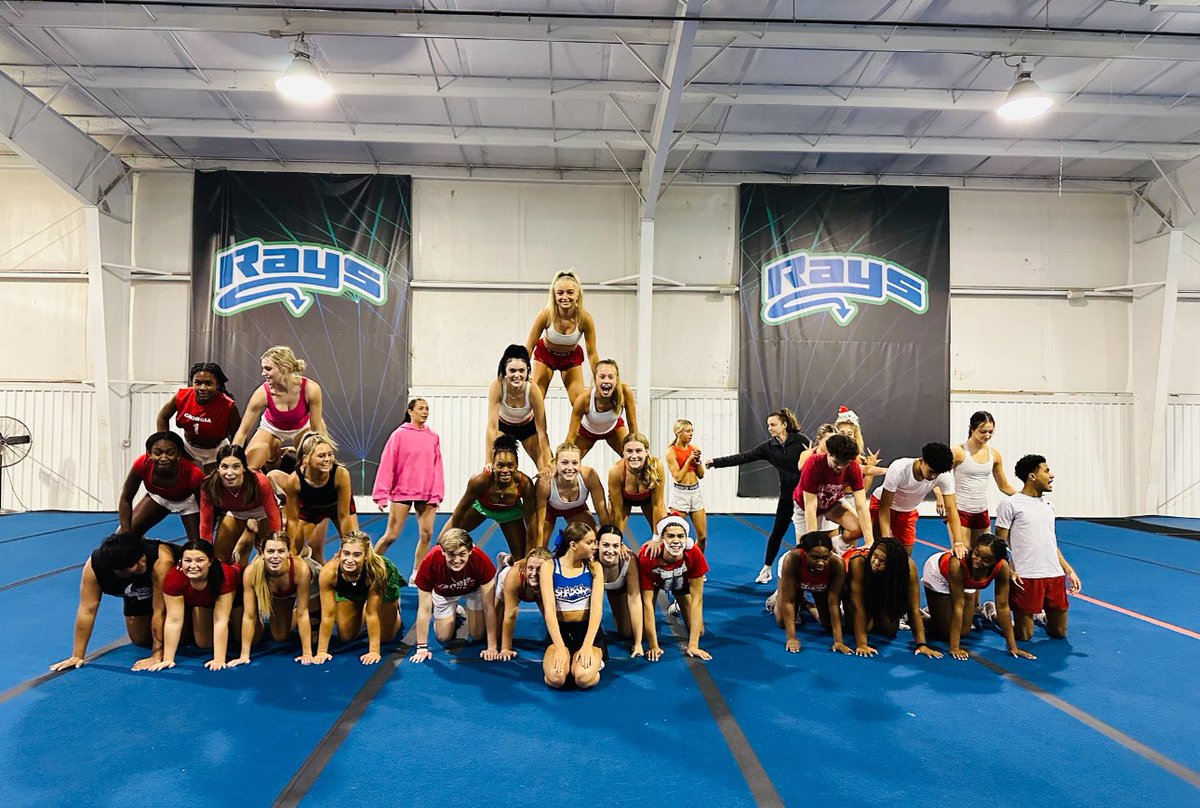 Shadow_Rays1's tweet image. Happy Holidays!
Love, Shadow 🤪❤️🎄