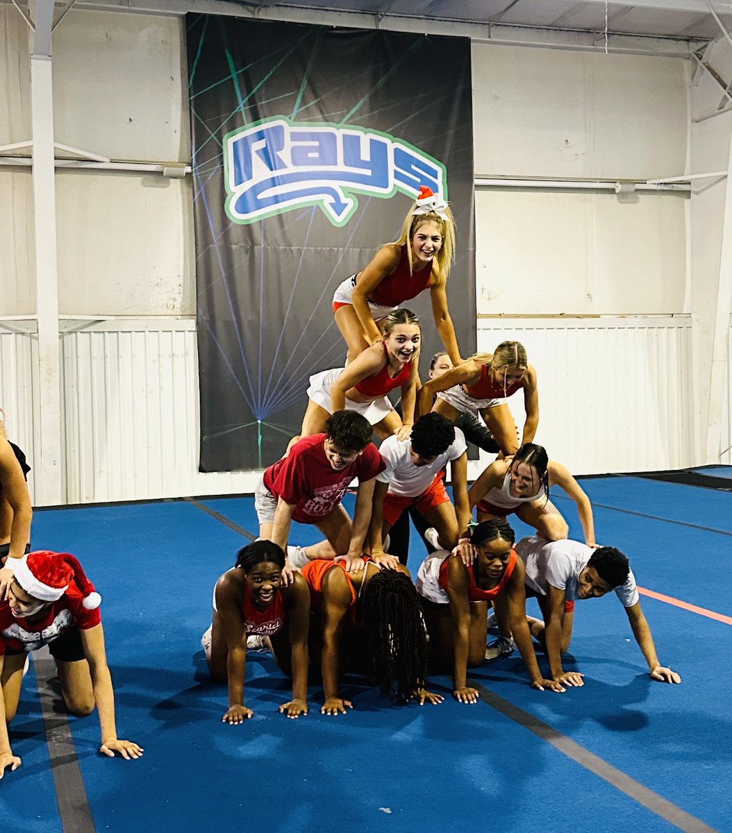 Shadow_Rays1's tweet image. Happy Holidays!
Love, Shadow 🤪❤️🎄