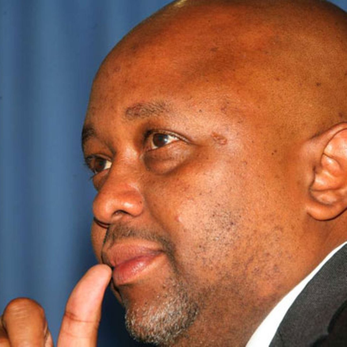 TonyGachok15769's tweet photo. STOP KASONGO ON CHIEF JUSTICE 
Kenya cannot appoint a panel to oversee the appointments of IEBC commissioners for political reasons. The coordinated assault by @ahmednasirlaw @NelsonHavi meant to turn Wanainchi against @CJMarthaKoome, IS SUSPECT !then what? Ruto would appoint the new CJ. NEVER, NEVER, NEVER, NEVER 
Tony Gachoka [Says Don't allow it]