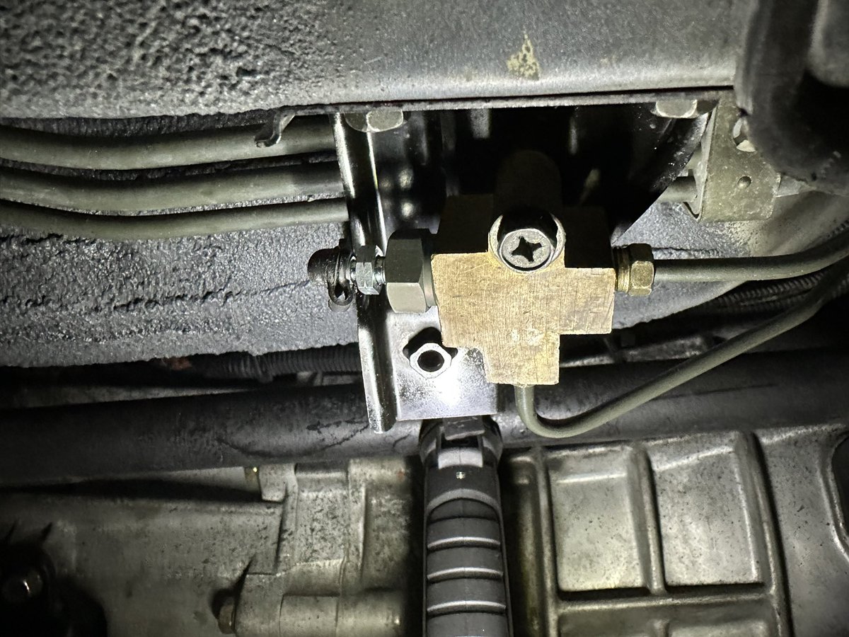 maokunpapakai's tweet image. ニスモのオペシリとメッシュホース
まだ乗ってないからわからないけど、どんな感じなのかな？

#rb26
#nismo 
#wgnc34