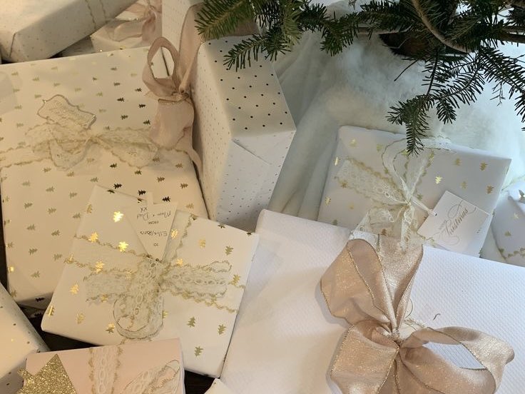 crvtlovr's tweet photo. — jyujyuz mini au ; novio de alquiler ⤿ ִׄ 𝜗𝜚 ֺ 

donde mh decide alquilar un novio para la cena de navidad con el propósito de callarle la boca a su familia, pero termina desarrollando sentimientos por él que lo confunden por completo https://t.co/rnldc5b74X