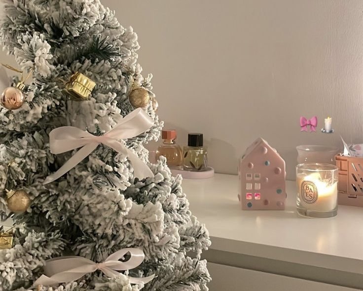 crvtlovr's tweet photo. — jyujyuz mini au ; novio de alquiler ⤿ ִׄ 𝜗𝜚 ֺ 

donde mh decide alquilar un novio para la cena de navidad con el propósito de callarle la boca a su familia, pero termina desarrollando sentimientos por él que lo confunden por completo https://t.co/rnldc5b74X