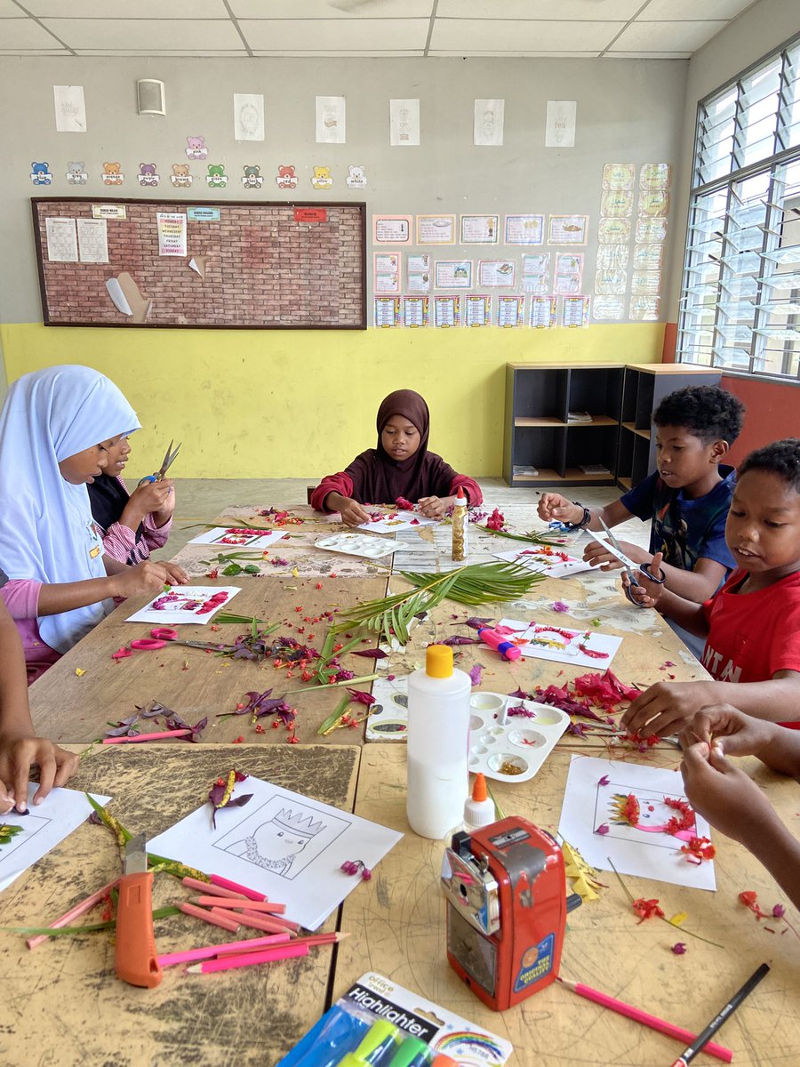 GM <a href="/drip_haus/">DRiP 💧</a> fam 💐

We’ve got a <a href="/pudgypenguins/">Pudgy Penguins</a> 🐧 inspired nature collage for our next drop!

A big thank you to Ser <a href="/ab0ogee/">🐼 aboogee 🎩</a> for letting us use his adorable NFT as a reference for this drop.

Follow us at DRiP.haus/schoolofnft to subscribe 🙏

Have a great day everyone ❤️