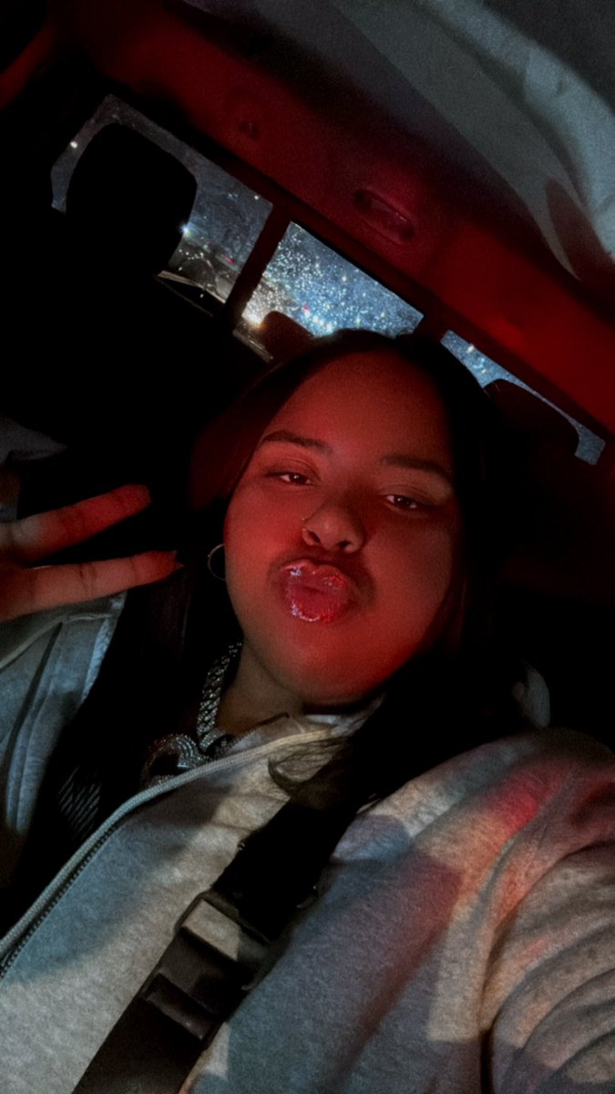 JasBop🍒 (@loves_jasmine) on Twitter photo 