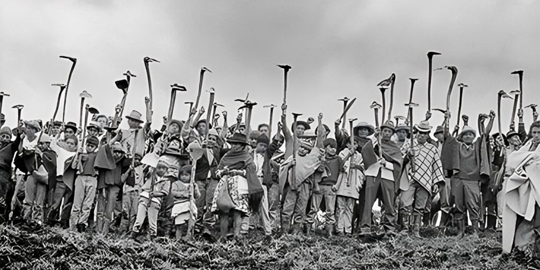 Trabajo NO vagancia. 
Soberanía NO subordinación. 
Desarrollo NO pobreza. 
La revolución debe ser patriota o no será.