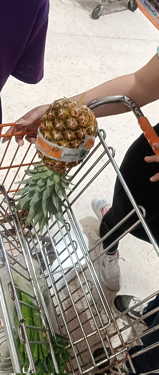 Pues ya lo volvimos a hacer jejeje!!! Saluditos a todas las parejitas SW que nos han escrito, así como a los chicos singles y obviamente a las chicas unicornio que ojalá pronto coincidamos con alguna jejeje!! Que tengas una MUY FELIZ NAVIDAD!! 🎄