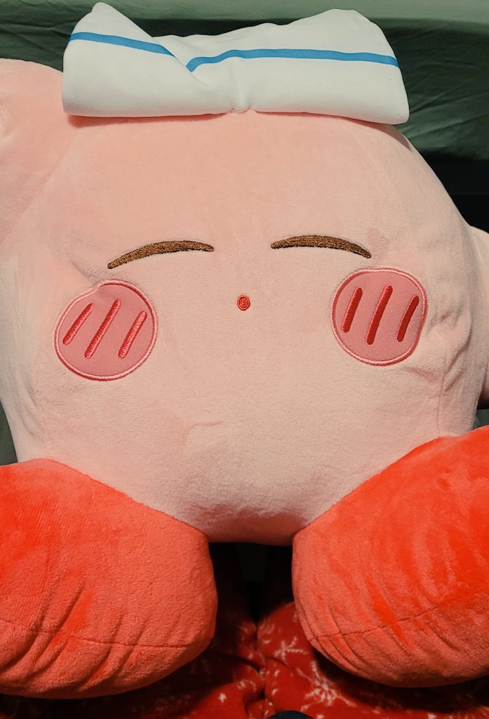 AsamiHinode_'s tweet photo. I said I would die for onsen Kirby and then I spent 15 minutes at the claw machine and got him 🥹 https://t.co/ZT9DuAKewJ