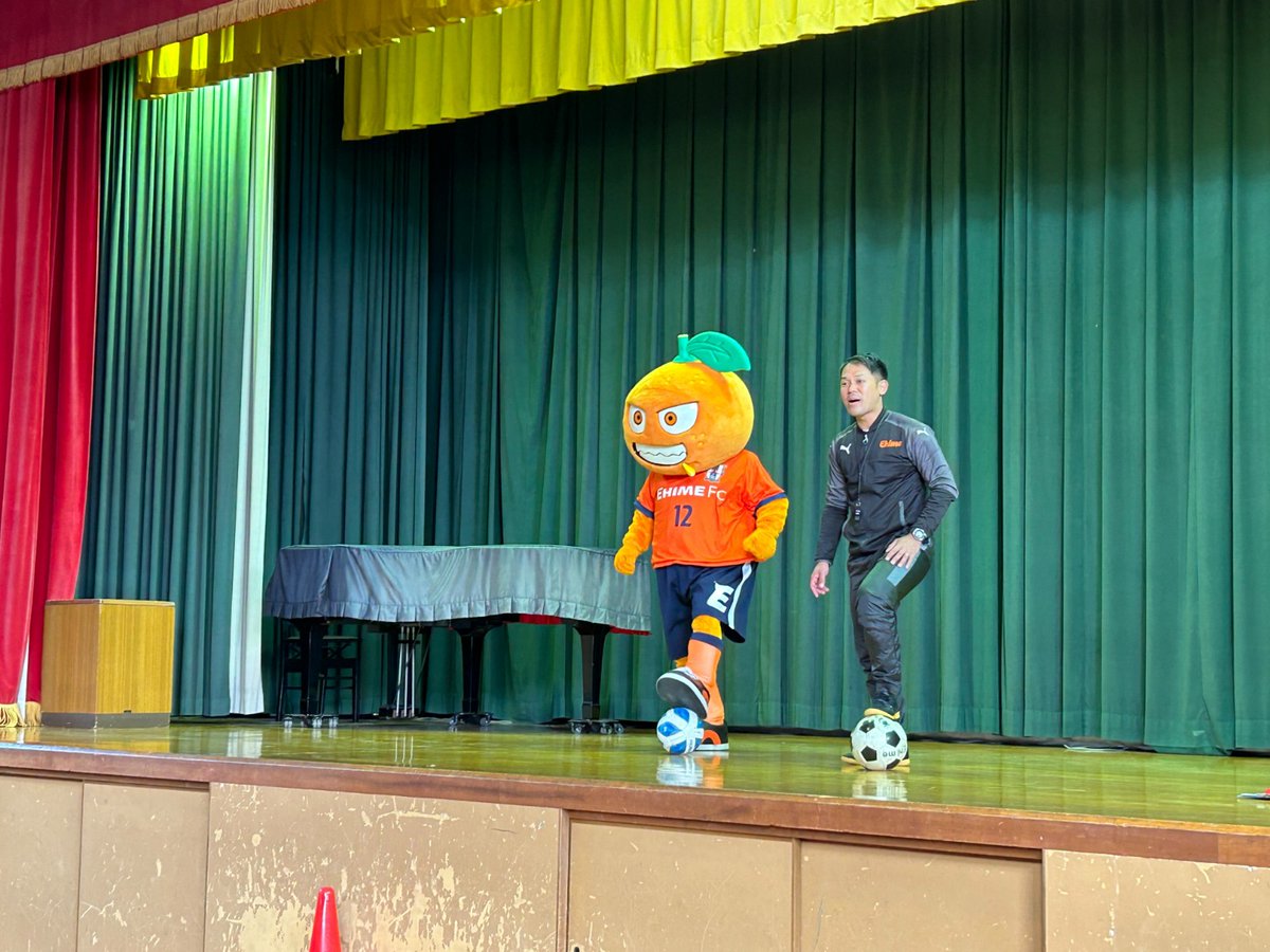 ホムカツッ 🍊 ＼ 愛媛FC障がい者アート展『オ～レ！アート