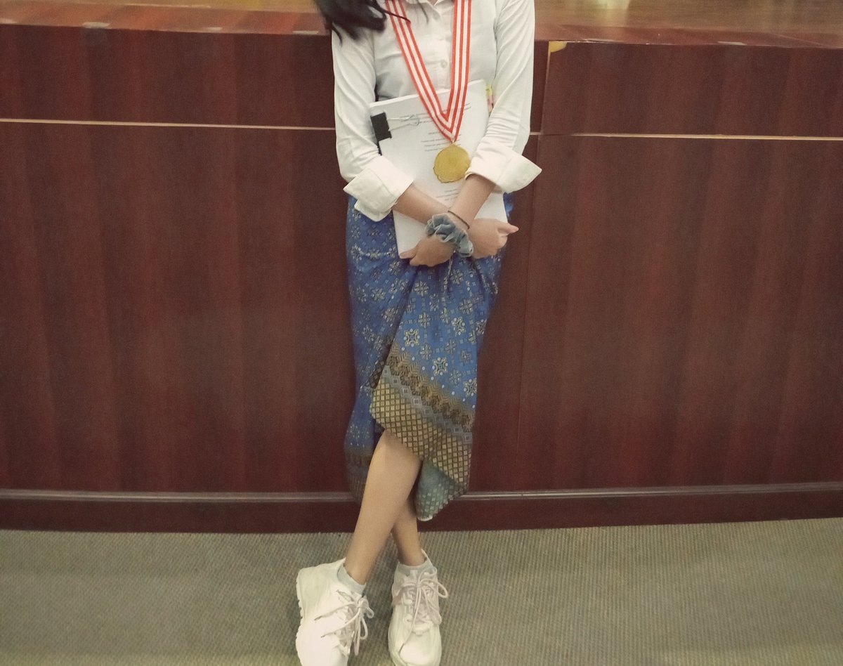 alasan ga pernah balik nulis lagi, hehe grandpaaaa,i did it!!!