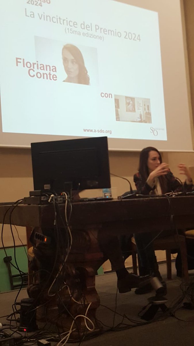 FlConte's tweet photo. Grazie all'Associazione Silvia Dell'Orso per il Premio assegnato alla rubrica "Per capire l'arte ci vuole una sedia" a Milano a Brera lunedì. Qua le motivazioni del Premio e un racconto del pomeriggio: https://t.co/drgY5BrcEF https://t.co/zpaTtgnrLN