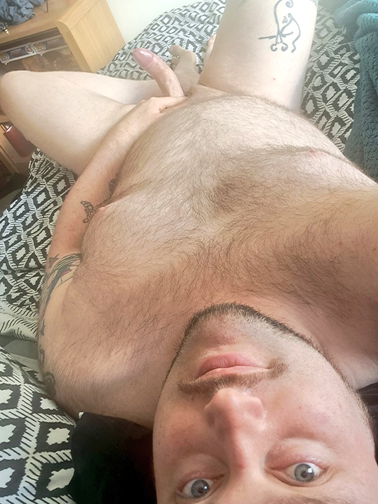 Bounce on my dick 💦