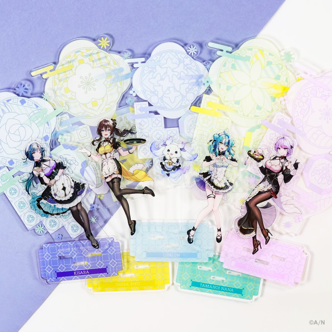 🌟買取告知🌟 パソコン・周辺機器 ルンルン アクリルスタンド