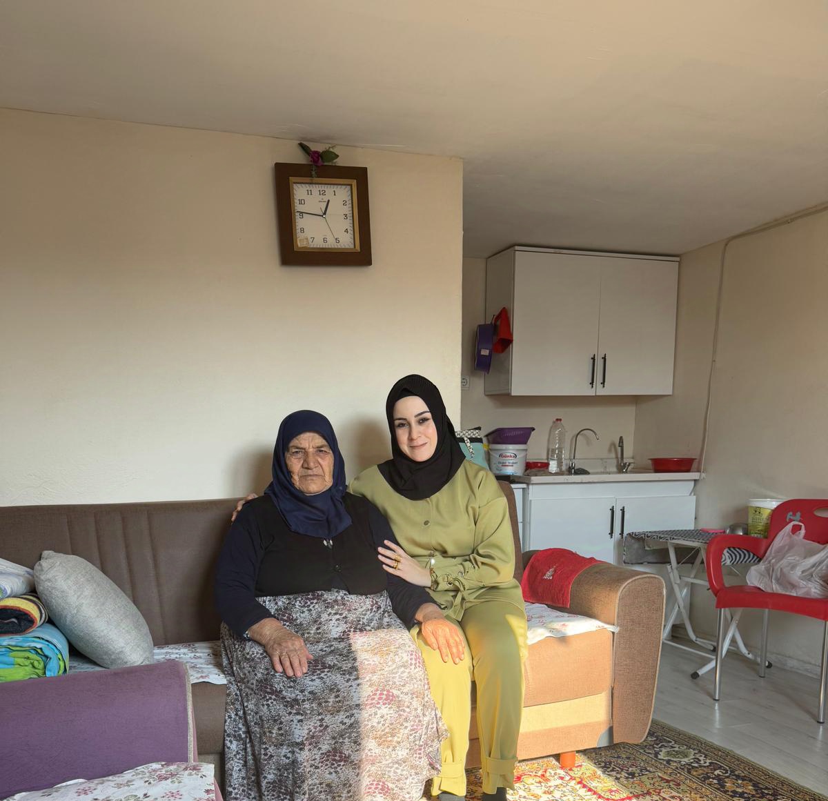 #BriketEvler

Hatice SEÇMEN teyzemiz'i ziyaret edip hayır duasını aldık.Rabbim sağlıklı uzun ömürler versin inşallah.

<a href="/mehmetonturktr/">Mehmet ÖNTÜRK</a> 
<a href="/DMustafaErdogan/">Mustafa Erdoğan</a>
<a href="/avfatmagulcalim/">Av. Fatma Gül Çalım</a>