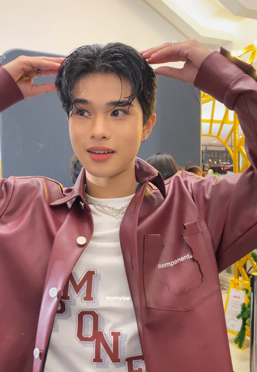 mymyipp's tweet image. หมาเด็กบ้อกแบ้กเลย 🐶 

—— @bmchanatipp ♡

; #AIPROJECTXCOMPONENT
; #bmchanatipp