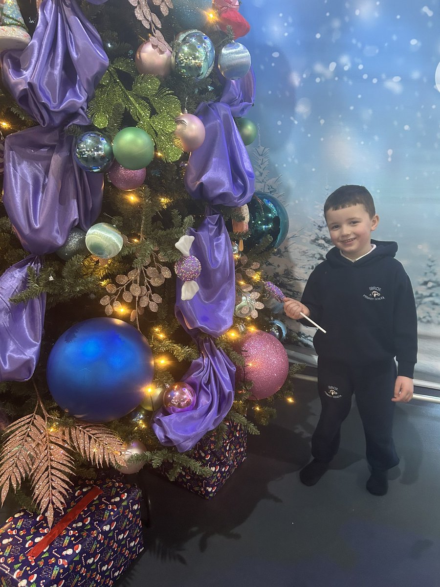 MissKennedyIbrox tweet media