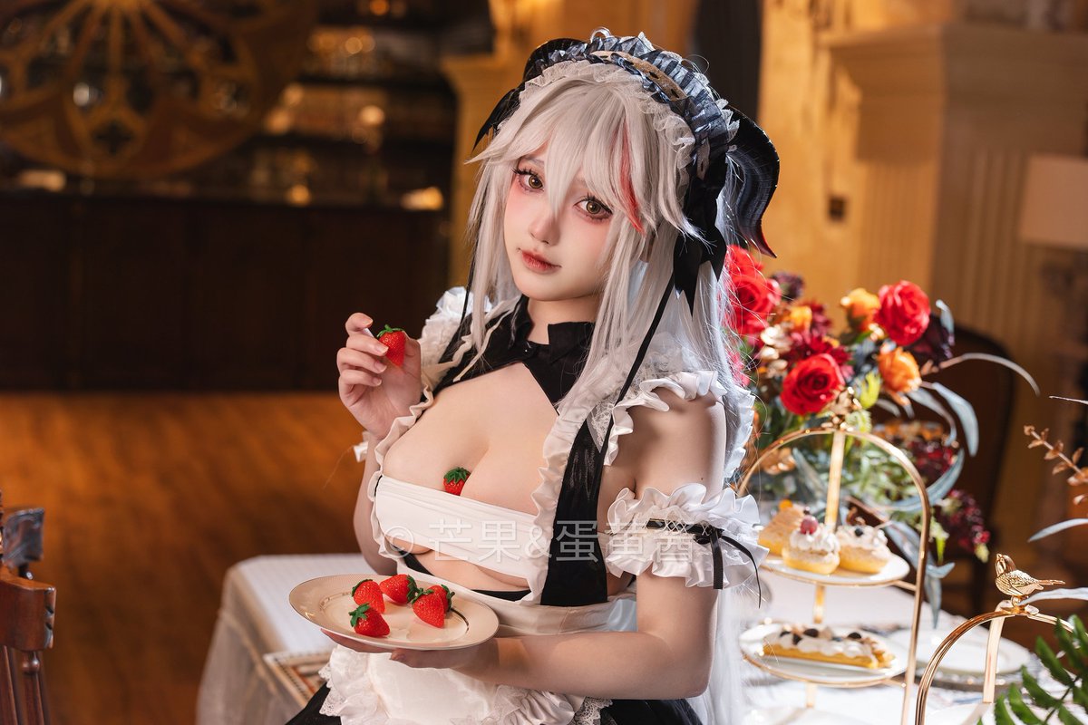 405worry's tweet photo. 发一张埃吉尔女仆
出镜：蛋黄酱
#碧蓝航线 #埃吉尔 #埃吉尔女仆 #cosplay #cos鉴赏家 https://t.co/OyApssuBRo